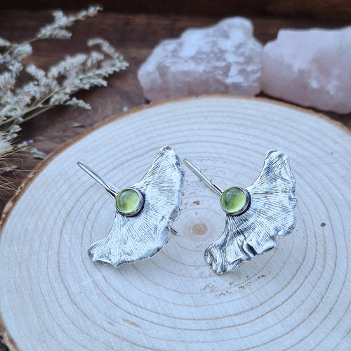 Ginko uhani s peridotom