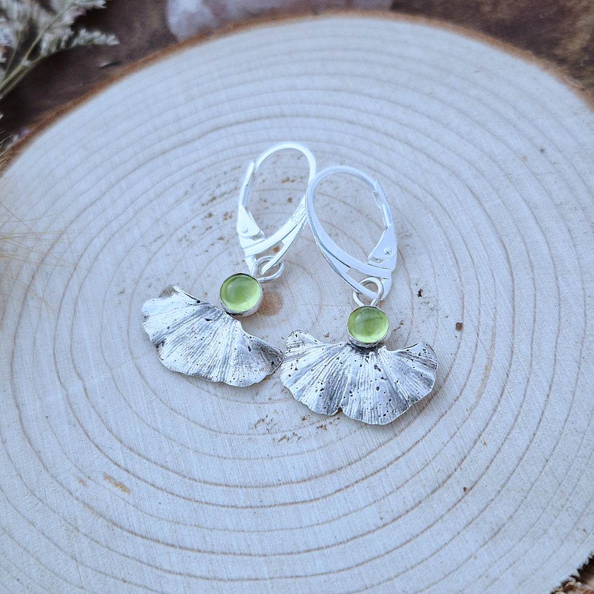 Ginko uhani s peridotom/olivinom
