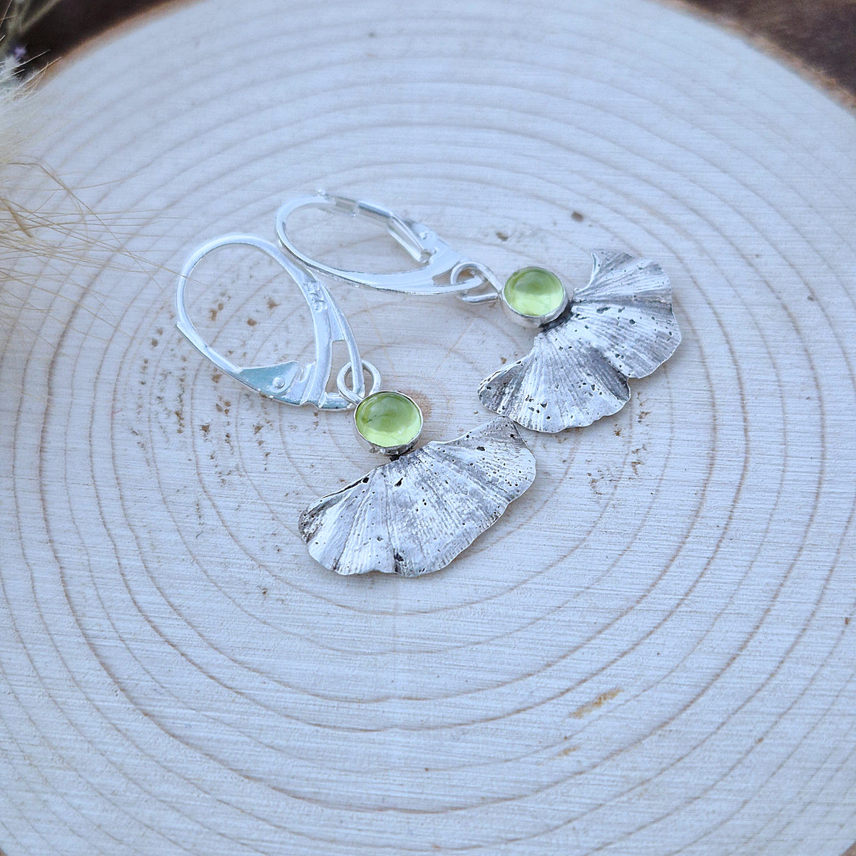 Ginko uhani s peridotom/olivinom